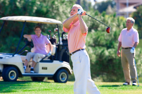 Man golfing